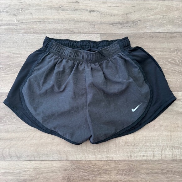 Nike Pants - Nike Dri-FIT Womens Space Dye Running Shorts Gray Black Mesh Small 0951